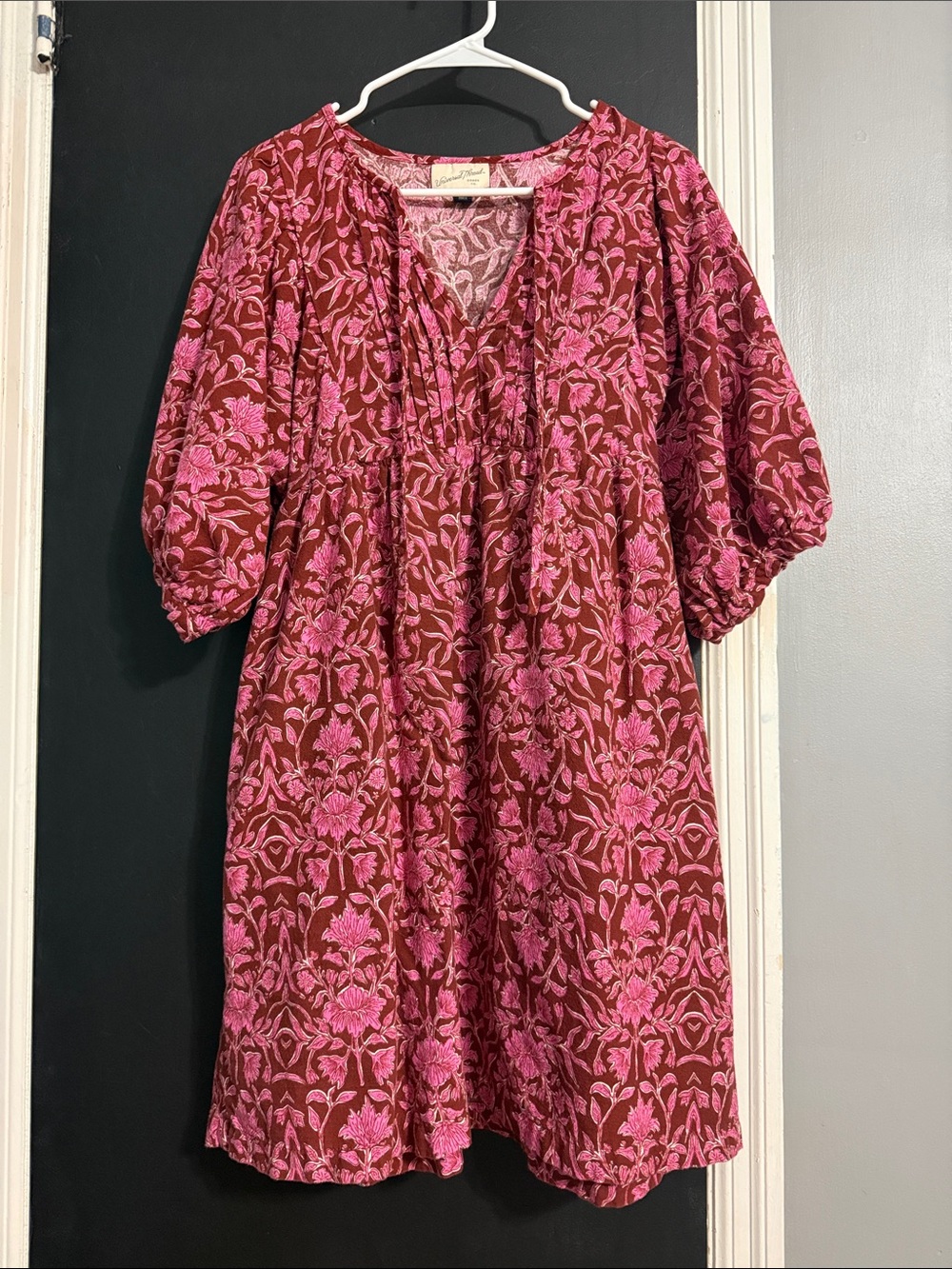 Universal Thread Retro Print Pleat Front Mini Dress Size: M